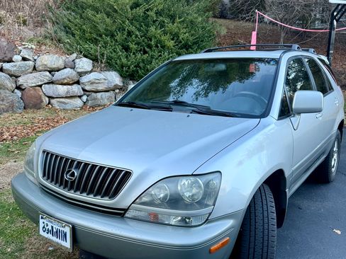 Used 2000 Lexus RX 300 4WD image 9
