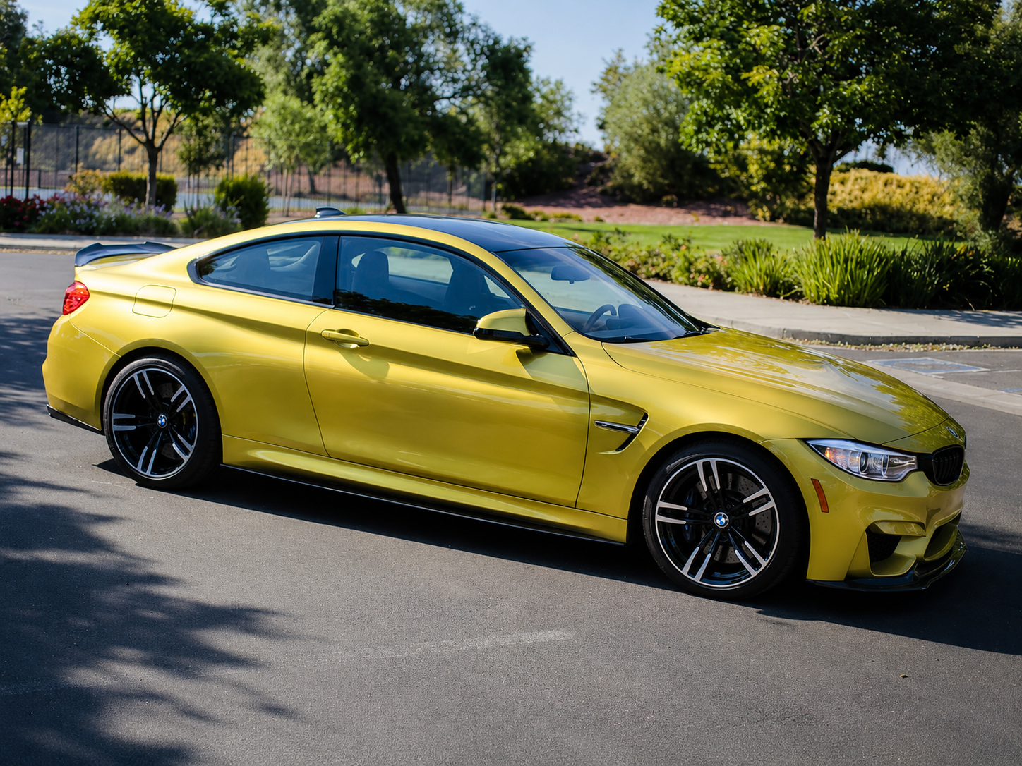 Used 2015 BMW M4 Coupe RWD image 8