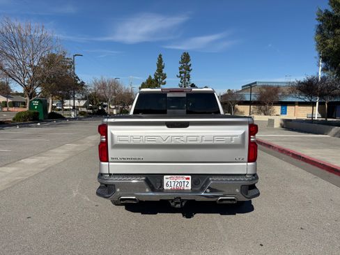 Used 2019 Chevrolet Silverado 1500 LTZ w/ LTZ Plus Package image 4