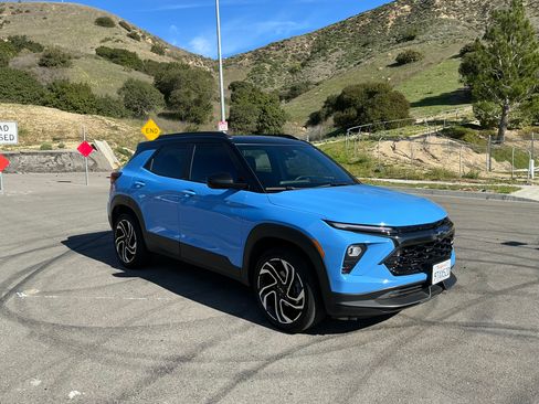 Used 2024 Chevrolet TrailBlazer RS image 1