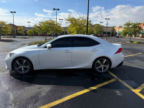 Used 2017 Lexus IS 300 AWD w/ Premium Package image 10
