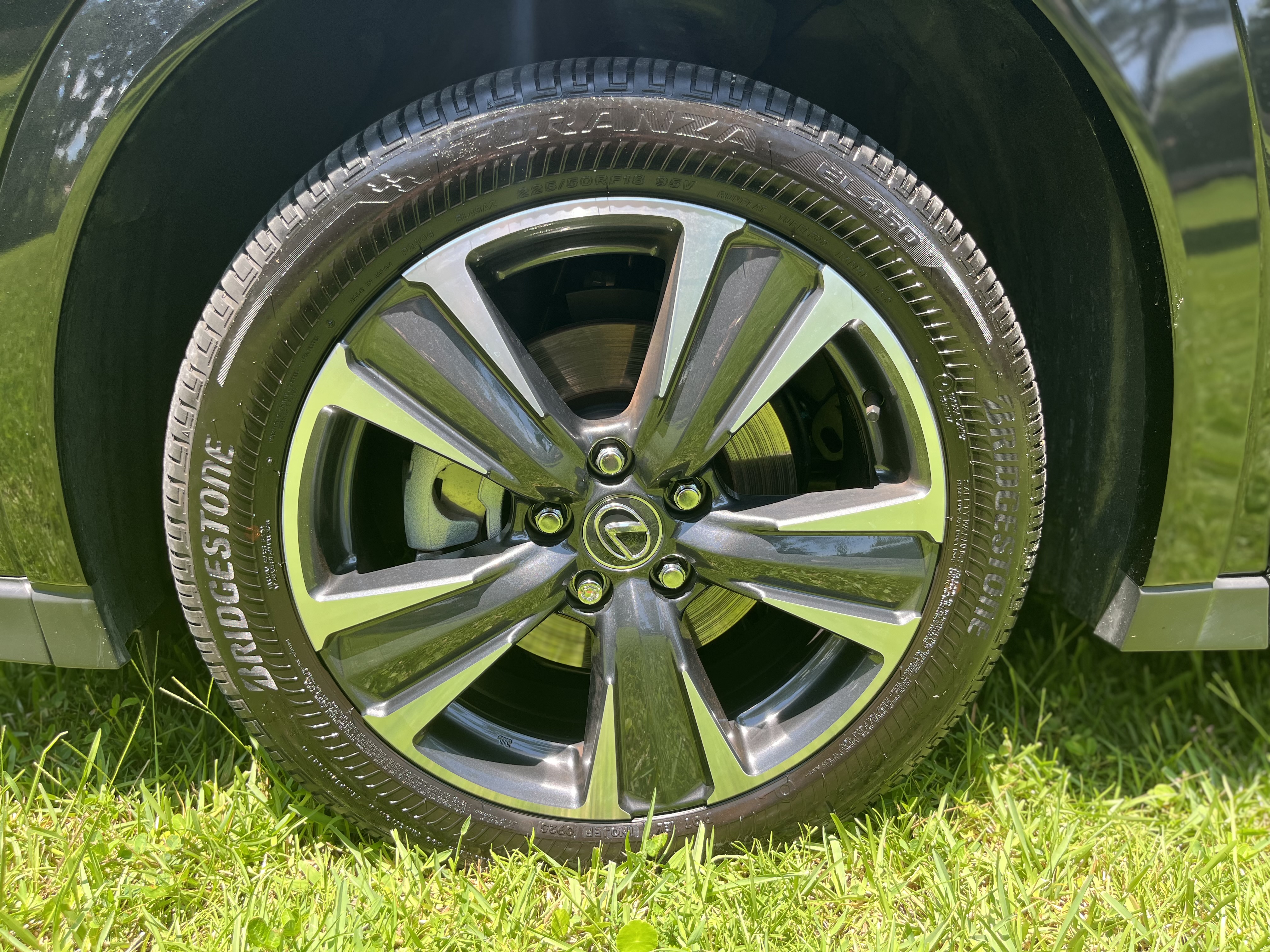 Used 2025 Lexus UX 300h FWD w/ Accessory Package (Z1) image 10