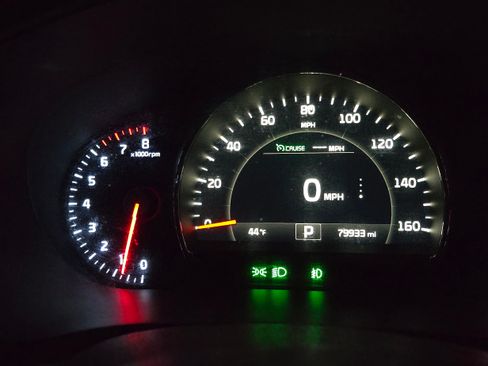 Used 2018 Kia Sorento SX image 26