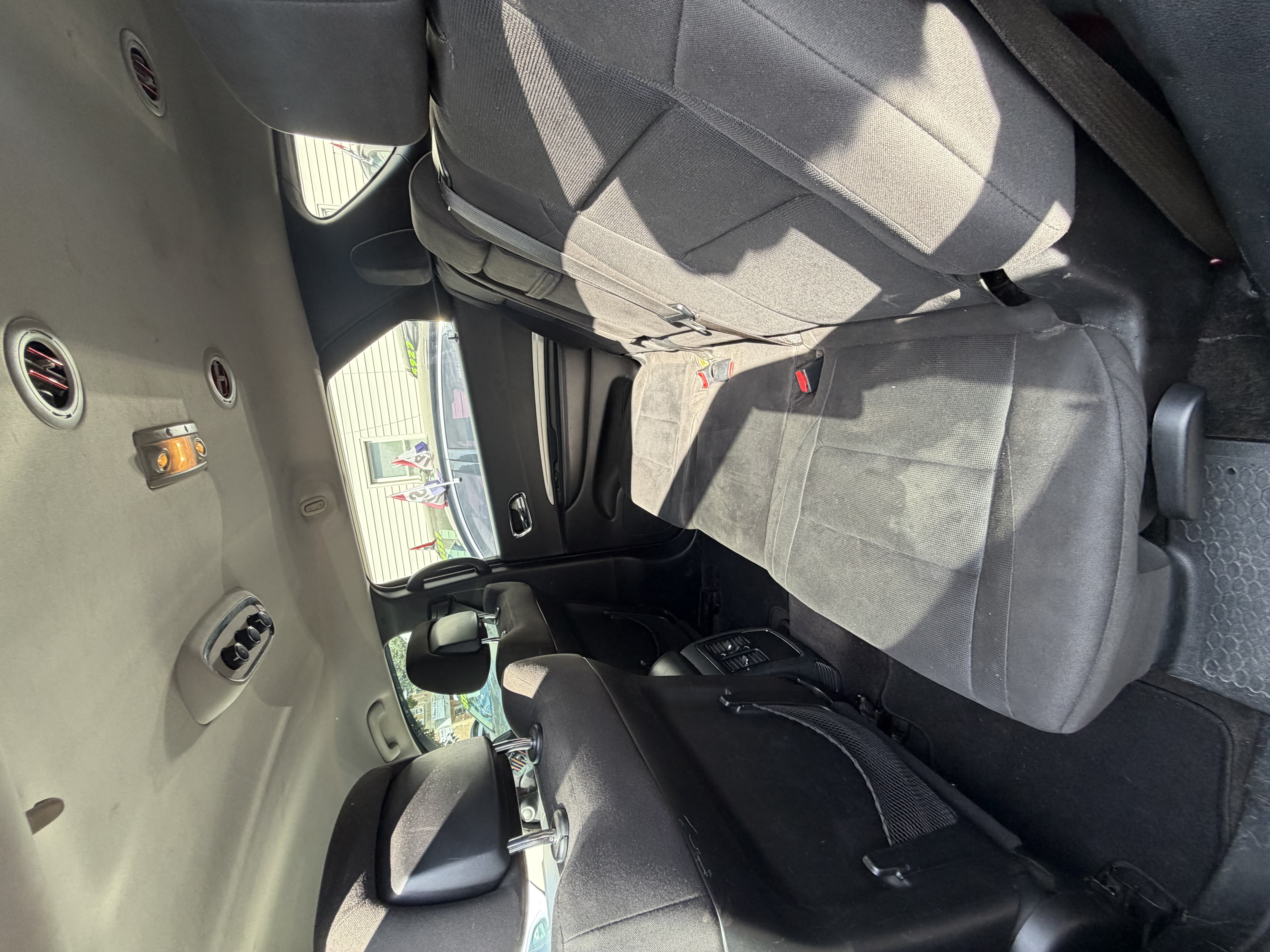 Used 2016 Dodge Durango SXT w/ Quick Order Package 23B AWD/4WD image 6