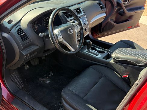 Used 2016 Nissan Altima 2.5 SR image 13