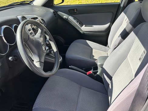 Used 2006 Toyota Matrix image 9