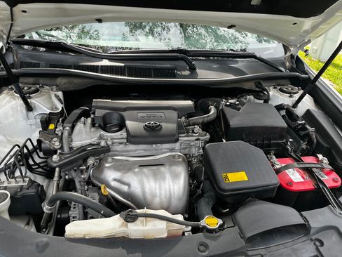 Used 2014 Toyota Camry LE FWD image 13