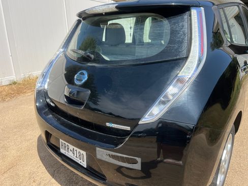 Used 2012 Nissan Leaf SL FWD image 4