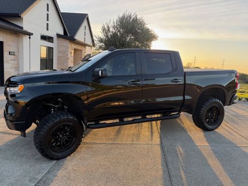 Used 2025 Chevrolet Silverado 1500 RST w/ Convenience Package II image 6