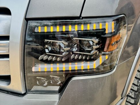 Used 2013 Ford F150 Platinum AWD/4WD image 2