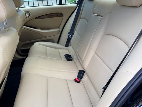 Used 2005 Jaguar S-TYPE R RWD image 26