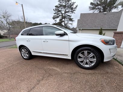 Used 2017 Volvo XC60 T5 Inscription w/ Preferred Option Package