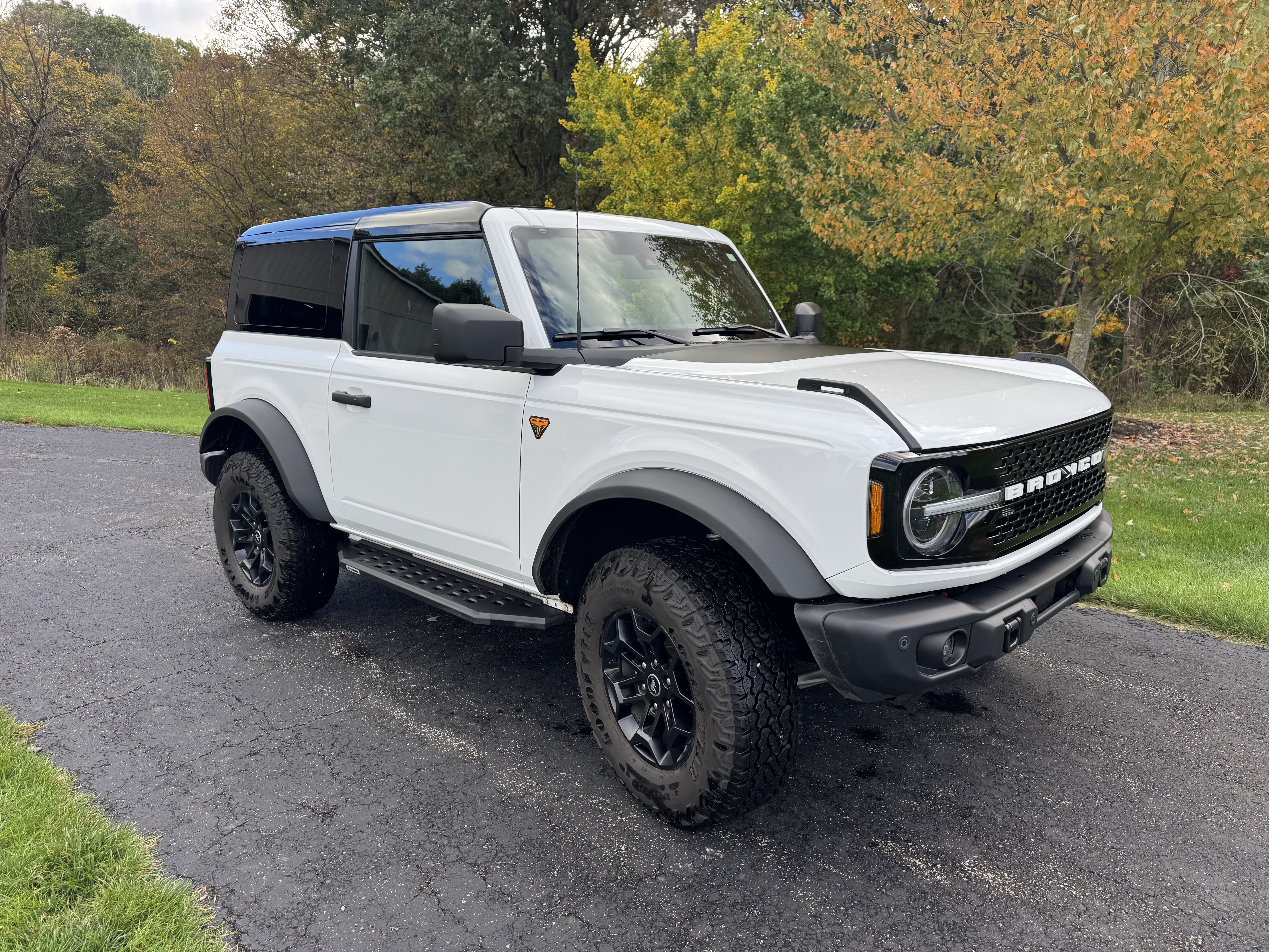 Used 2026 Ford Bronco Badlands AWD/4WD image 1