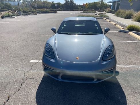 Used 2025 Porsche 718 Cayman S image 9