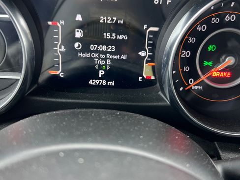 Used 2020 Jeep Wrangler Unlimited Sport AWD/4WD image 30