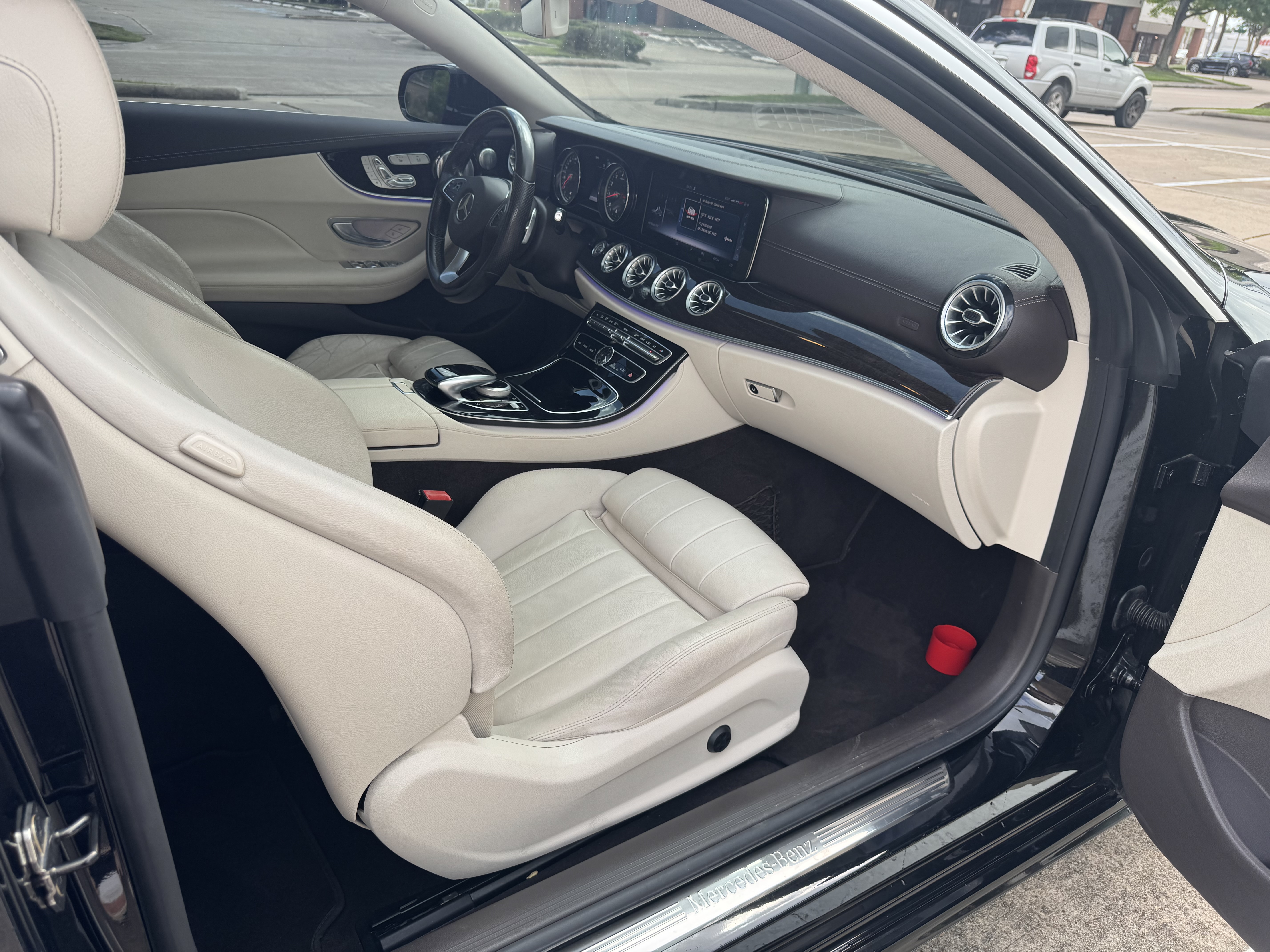 Used 2018 Mercedes-Benz E 400 4MATIC Coupe image 9