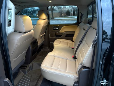 Used 2018 GMC Sierra 1500 Denali image 10