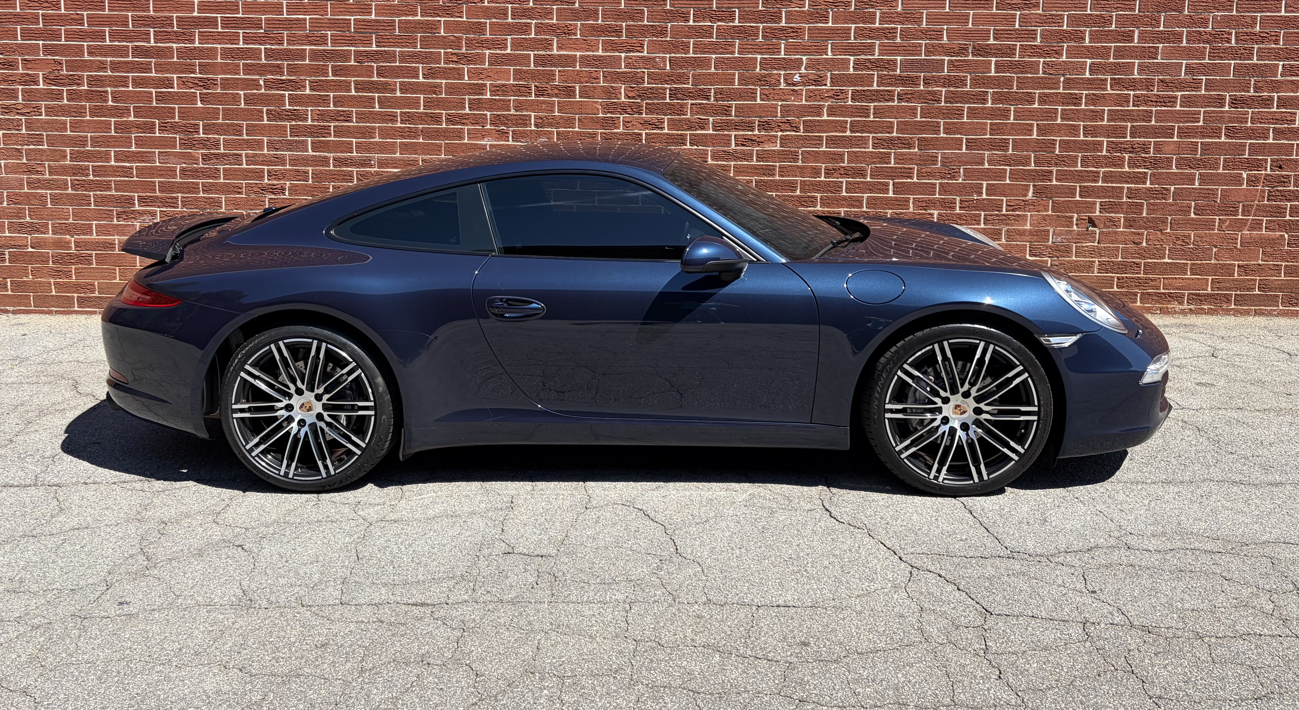 Used 2015 Porsche 911 Carrera image 1