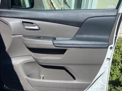 Used 2013 Honda Odyssey EX-L image 8