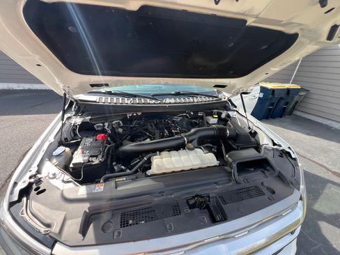 Used 2023 Ford Expedition Platinum image 12