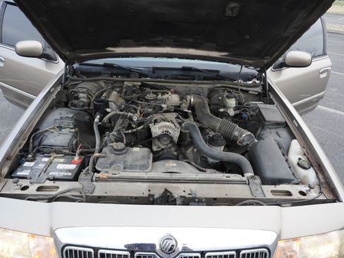 Used 2001 Mercury Grand Marquis GS image 25