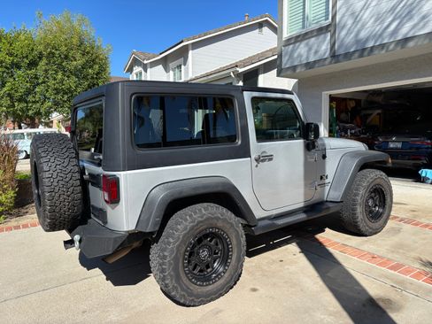 Used 2009 Jeep Wrangler X AWD/4WD image 6