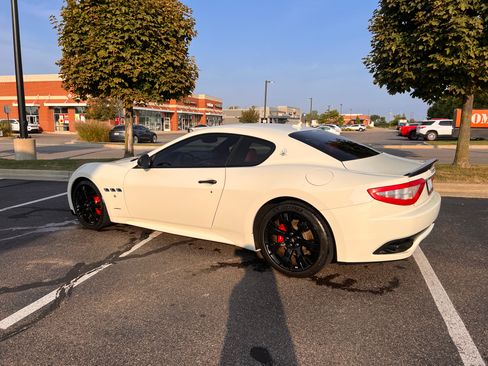 Used 2012 Maserati GranTurismo S RWD image 26