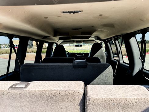 Used 2013 Chevrolet Express 3500 LT w/ LT Preferred Equipment Group image 18