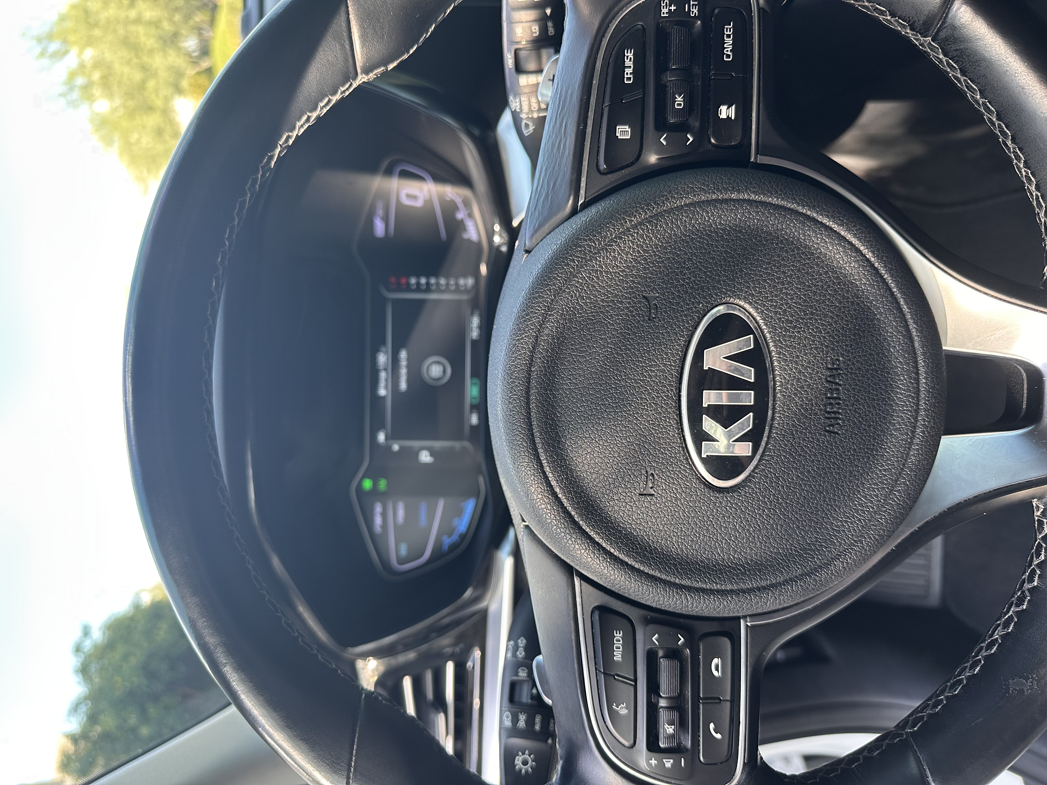 Used 2020 Kia Niro EX Premium FWD image 14