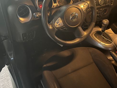 Used 2013 Nissan Juke S image 6