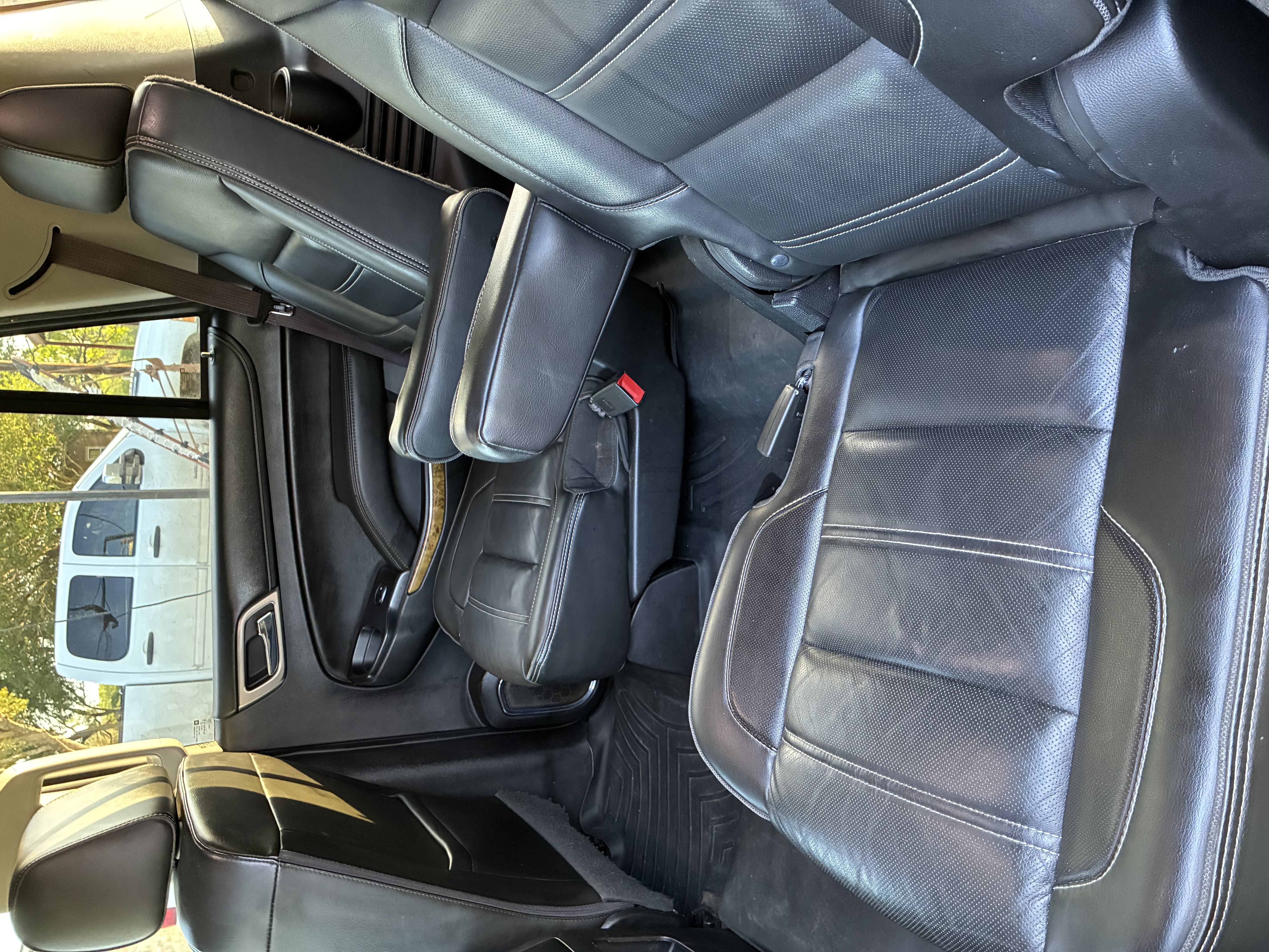 Used 2017 GMC Yukon Denali RWD image 21