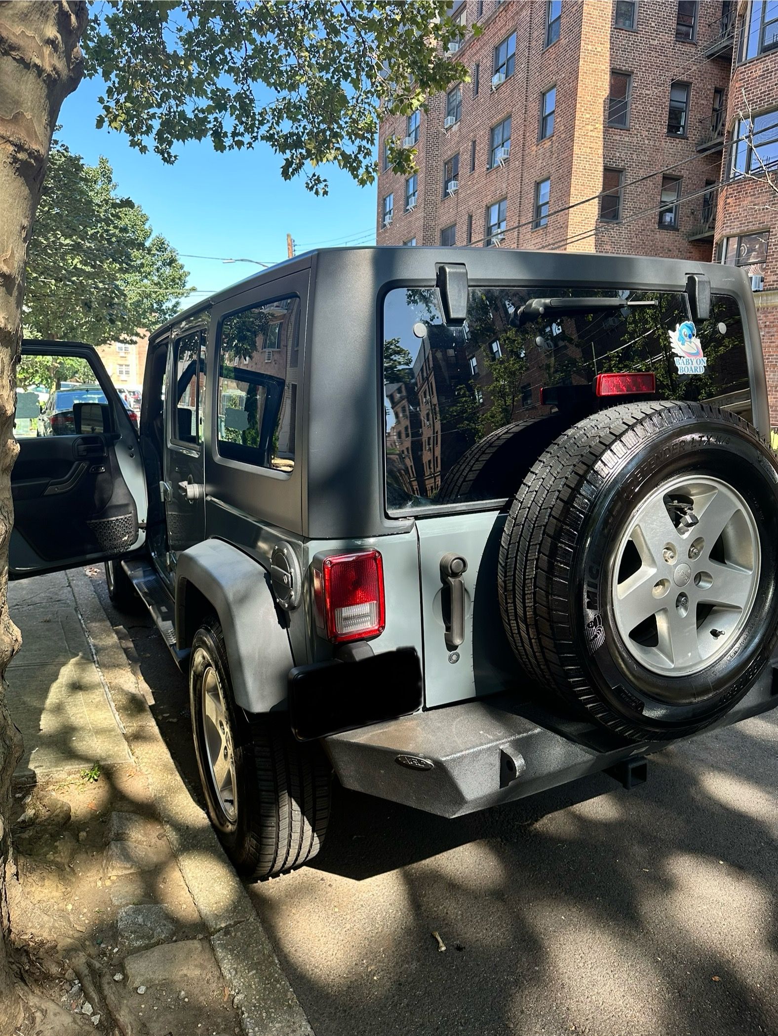 Used 2015 Jeep Wrangler Unlimited Sport w/ Quick Order Package 24S AWD/4WD image 23