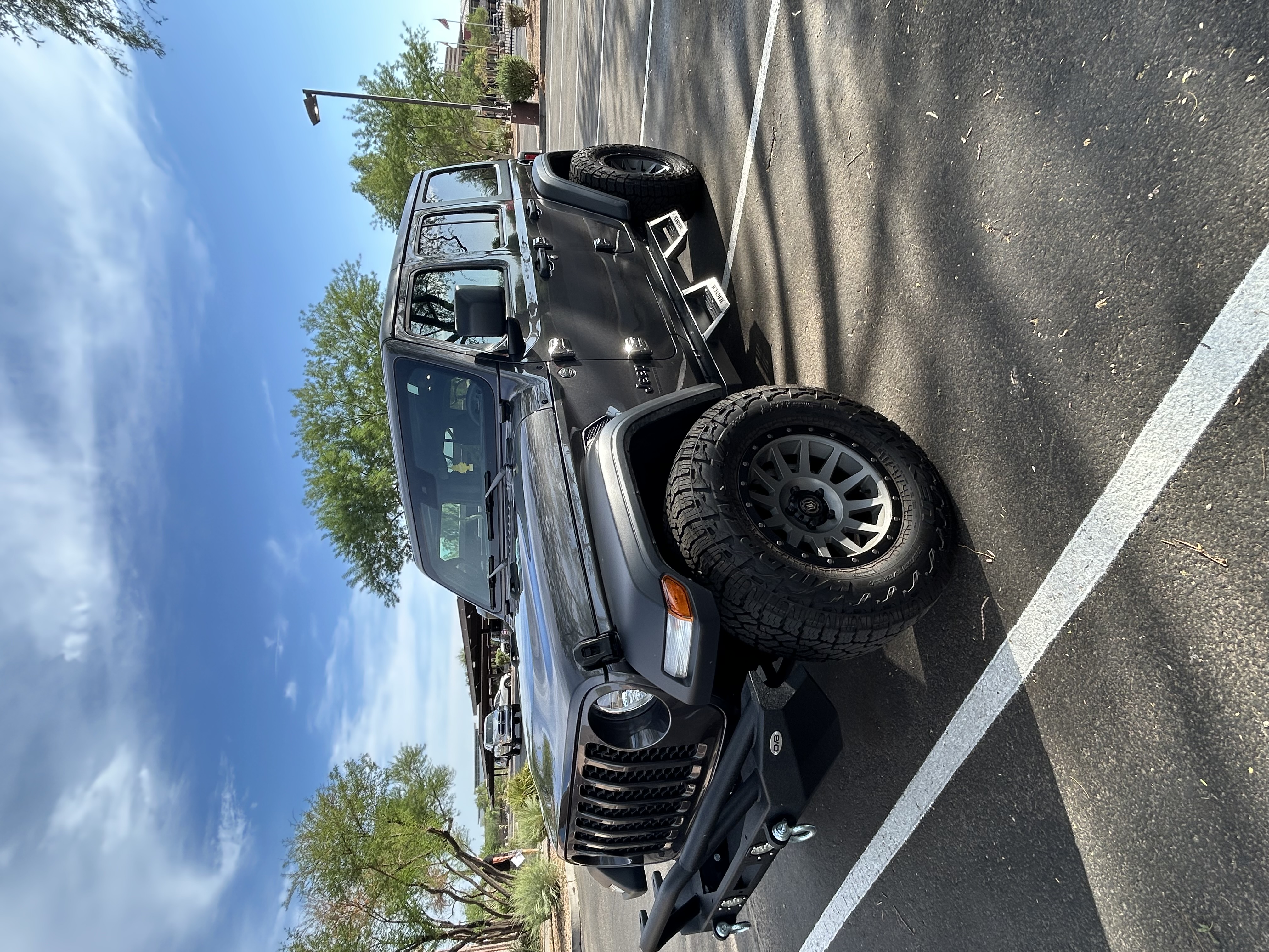 Used 2024 Jeep Wrangler Unlimited Sport AWD/4WD image 1