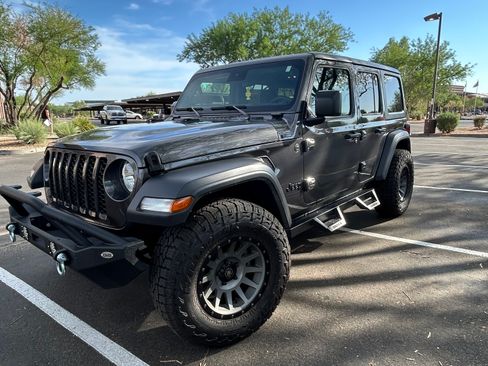 Used 2024 Jeep Wrangler Unlimited Sport AWD/4WD image 1