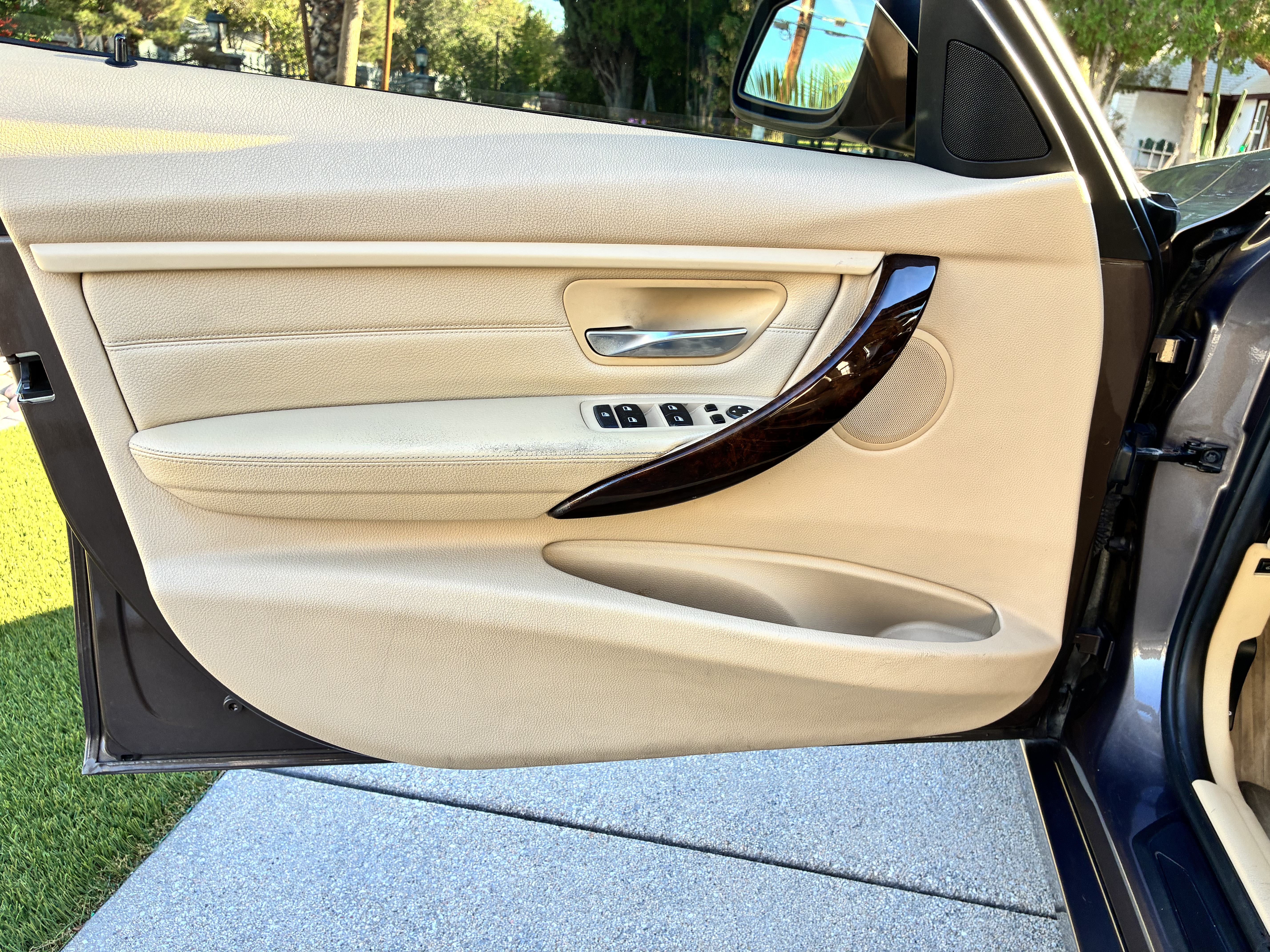 Used 2014 BMW 328d Sedan RWD image 25