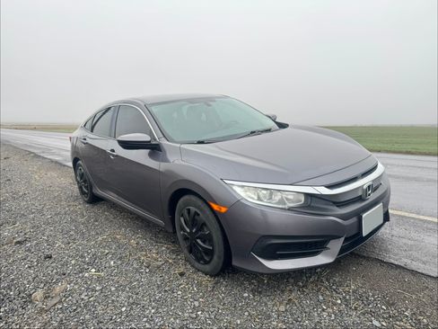 Used 2016 Honda Civic LX image 4