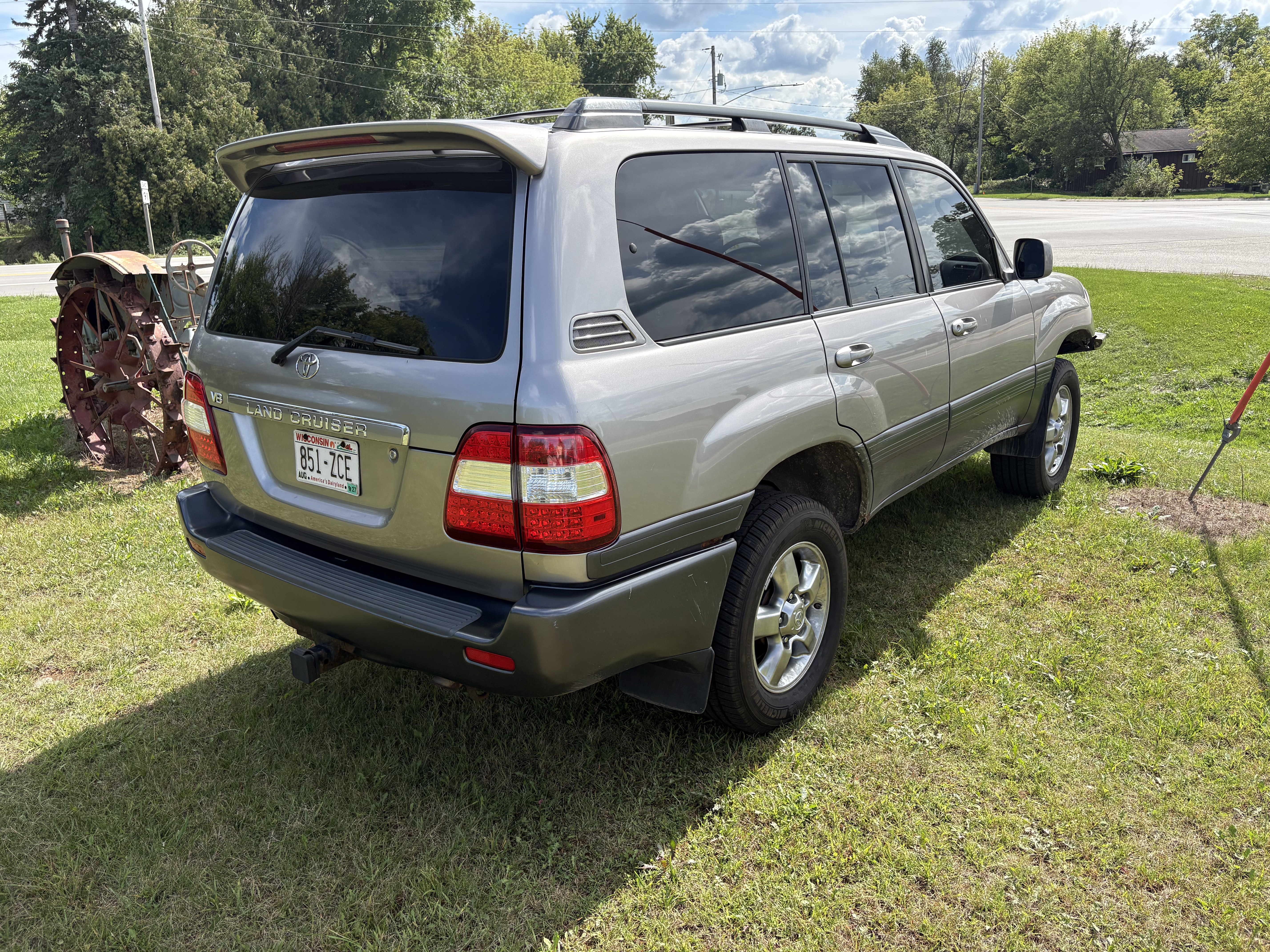 Used 2006 Toyota Land Cruiser w/ Convenience Pkg AWD/4WD image 9