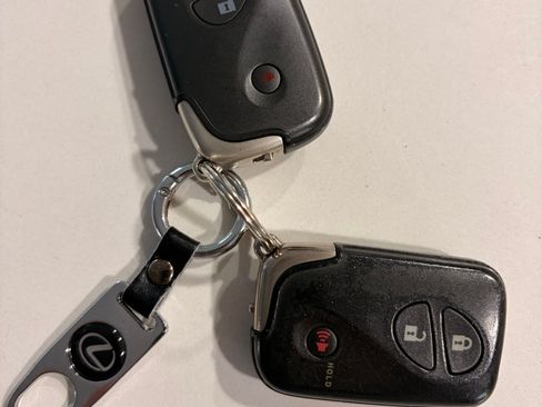 Used 2013 Lexus CT 200h image 17