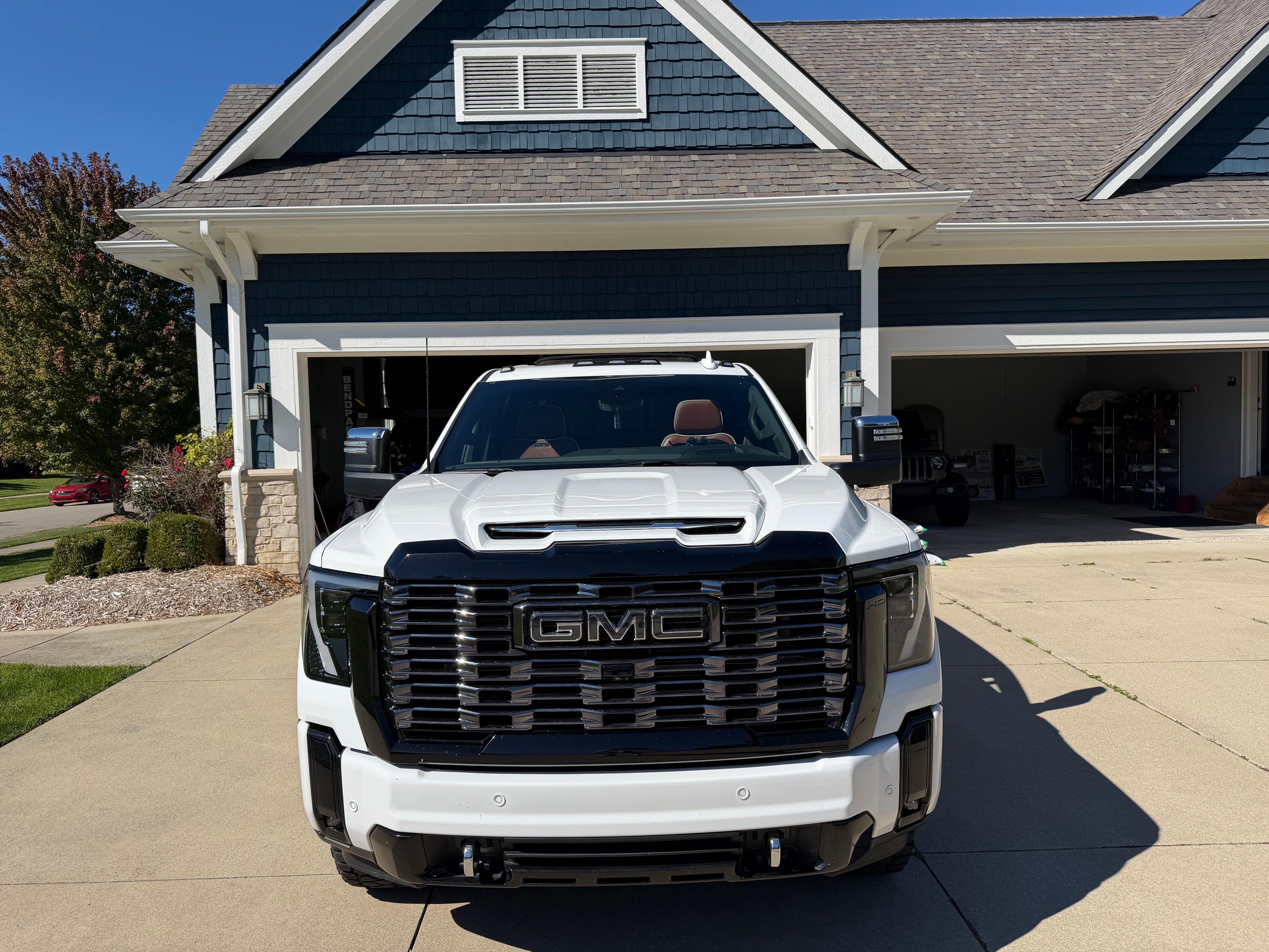 Used 2025 GMC Sierra 2500 Denali Ultimate AWD/4WD image 6