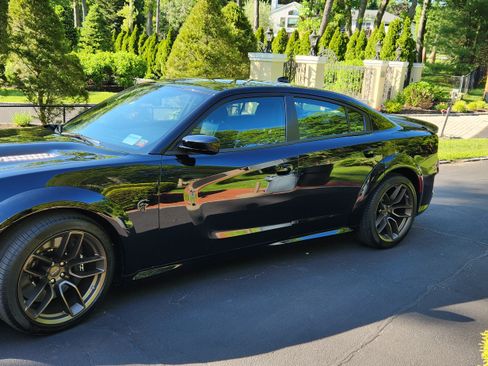 Used 2023 Dodge Charger SRT Hellcat w/ Harman/Kardon Audio Group image 8