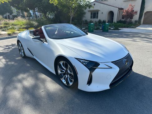 Used 2022 Lexus LC 500 Convertible image 11