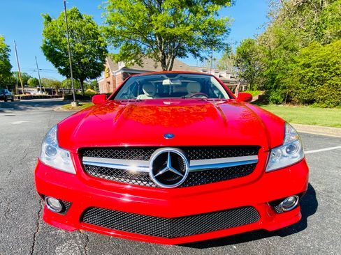 Used 2009 Mercedes-Benz SL 550 image 2