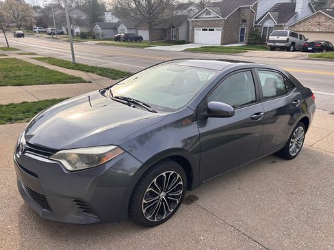 Used 2016 Toyota Corolla LE image 2