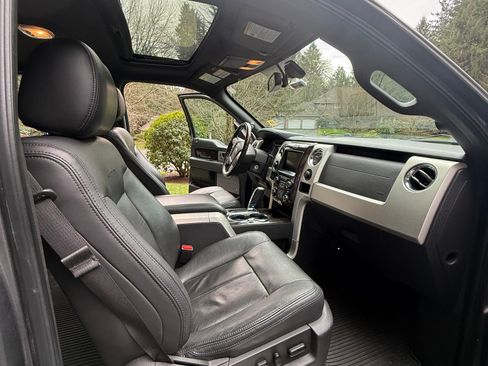 Used 2013 Ford F150 Platinum image 11