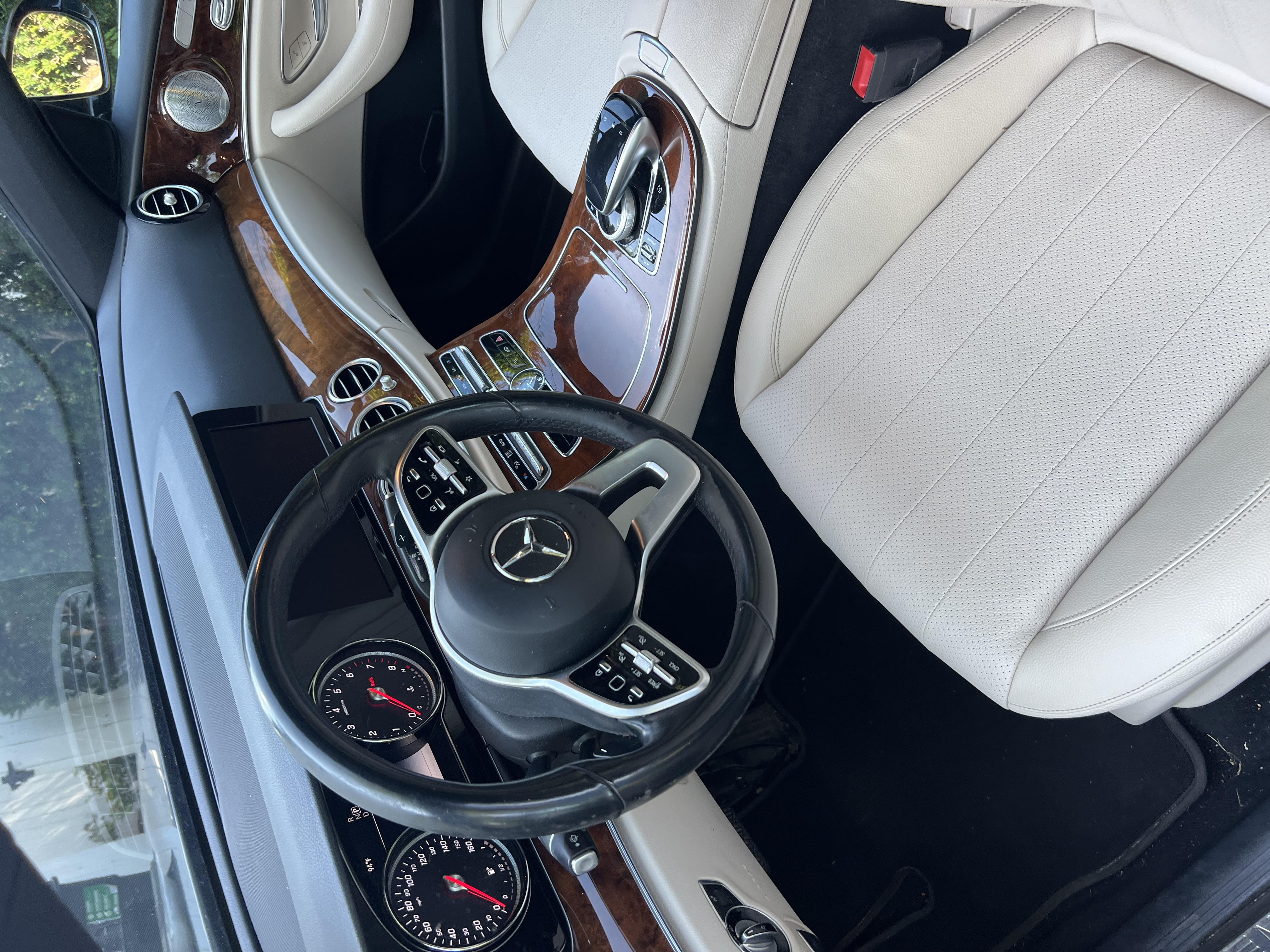 Used 2019 Mercedes-Benz E 300 4MATIC image 10