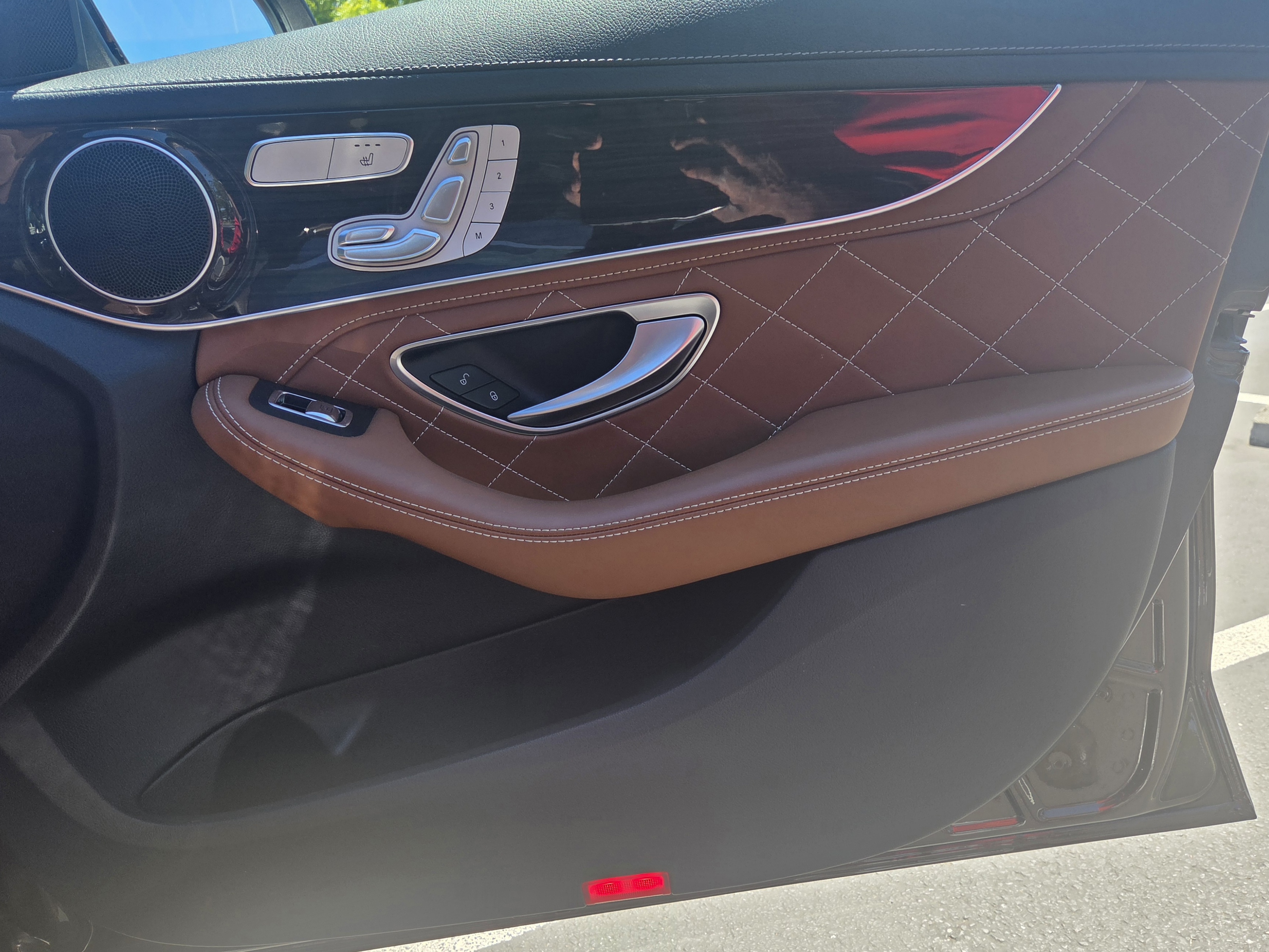 Used 2018 Mercedes-Benz C 300 Sedan image 17