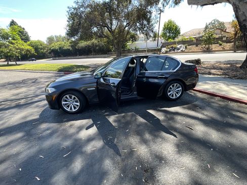 Used 2015 BMW 528i xDrive Sedan AWD/4WD image 18