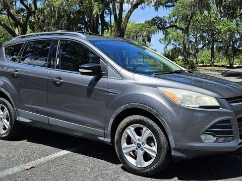 Used 2013 Ford Escape SE FWD image 1