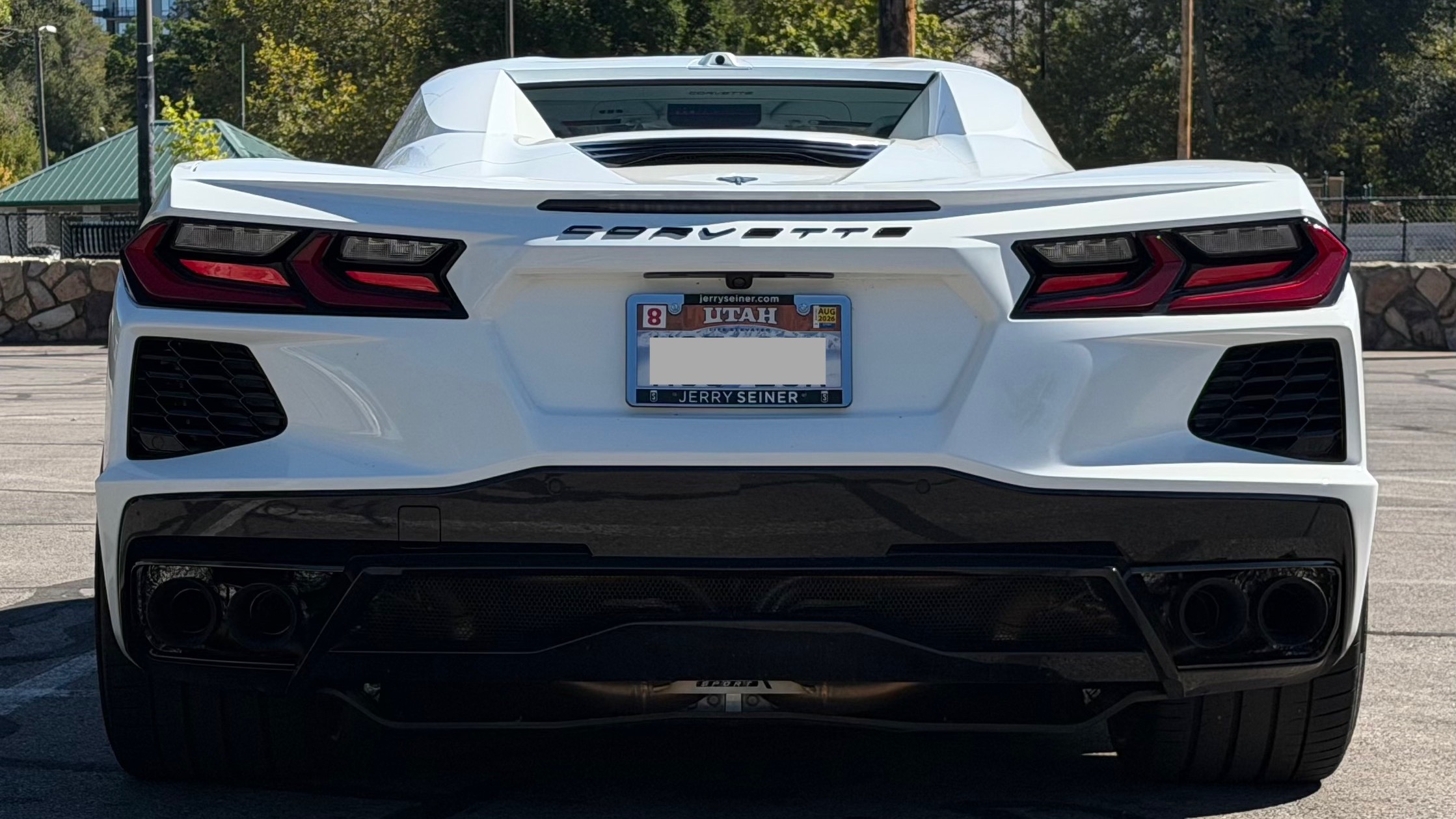 Used 2024 Chevrolet Corvette Stingray Premium Conv w/ Z51 Performance Package RWD image 4