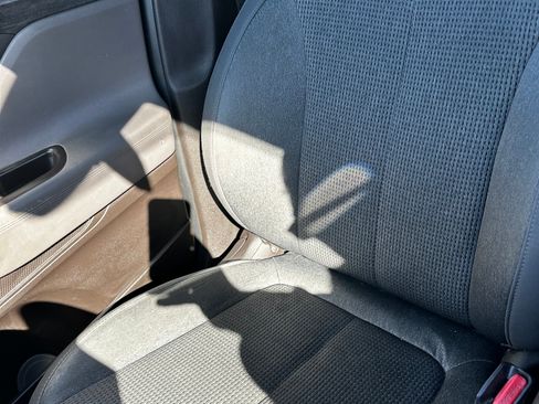 Used 2019 Hyundai Santa Fe SE image 20